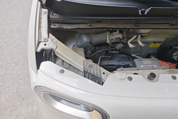 Used Wuling Hongguang MINIEV 2024 3rd Generation 215km Youth Edition Engine Bay Right