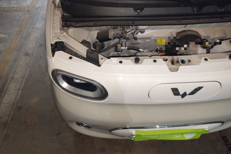 Used Wuling Hongguang MINIEV 2024 3rd Generation 215km Advanced Version Engine Bay Right