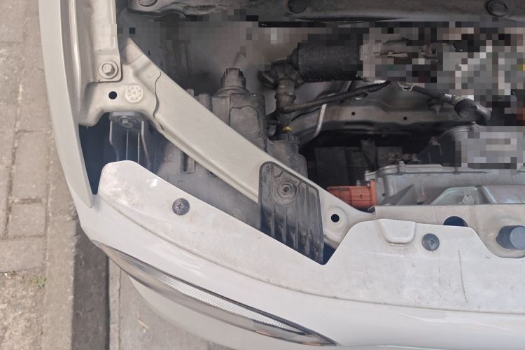 Used Wuling Hongguang MINIEV 2024 3rd Generation 215km Advanced Version Engine Bay Right