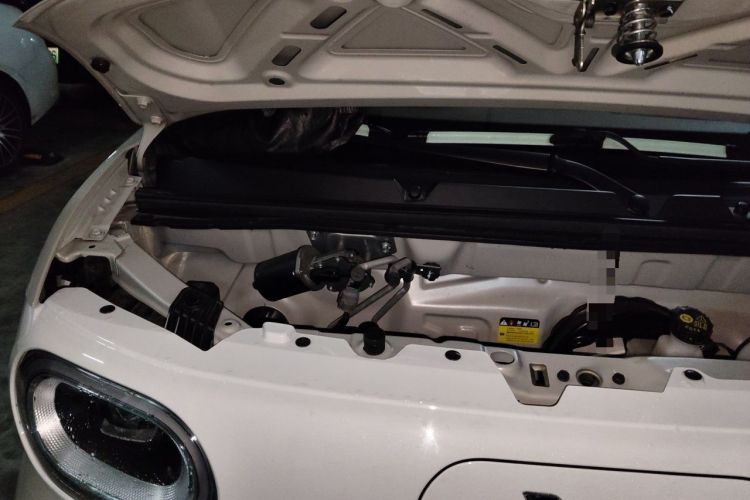 Used Wuling Hongguang MINIEV 2024 3rd Generation 215km Youth Edition Engine Bay Right