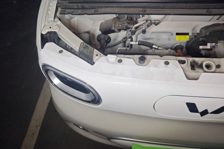 Used Wuling Hongguang MINIEV 2024 3rd Generation 215km Youth Edition Engine Bay Right
