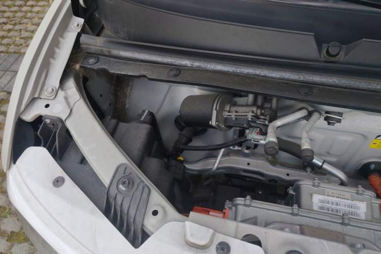 Used Wuling Hongguang MINIEV 2024 3rd Generation 215km Advanced Version Engine Bay Right