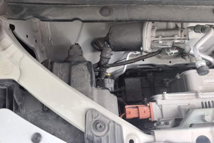 Used Wuling Hongguang MINIEV 2024 3rd Generation 215km Youth Edition Engine Bay Right