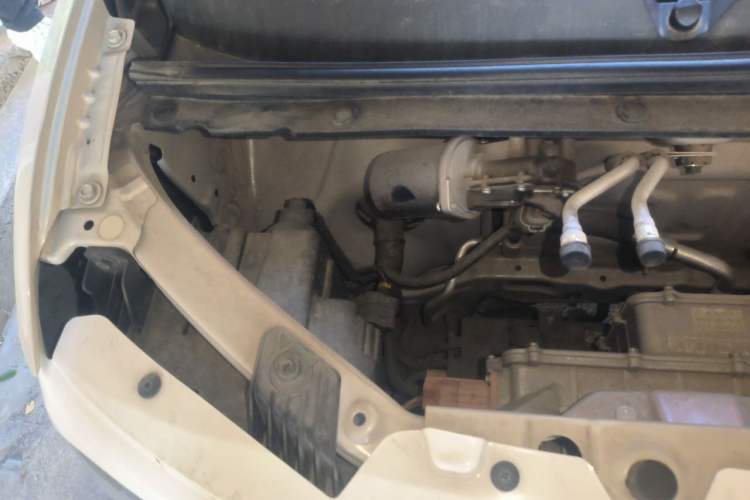 Used Wuling Hongguang MINIEV 2024 3rd Generation 215km Youth Edition Engine Bay Right