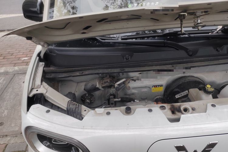 Used Wuling Hongguang MINIEV 2024 3rd Generation 215km Youth Edition Engine Bay Right