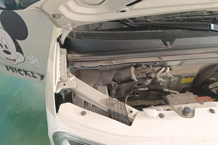 Used Wuling Hongguang MINIEV 2024 3rd Generation 215km Youth Edition Engine Bay Right