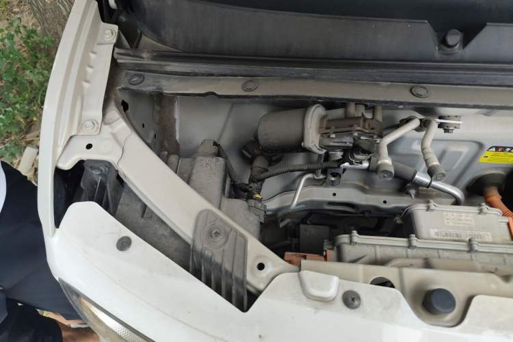 Used Wuling Hongguang MINIEV 2024 3rd Generation 215km Youth Edition Engine Bay Right