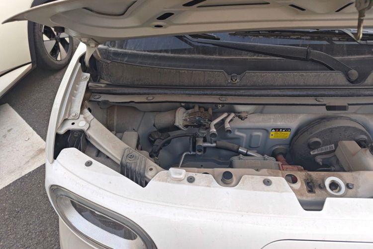 Used Wuling Hongguang MINIEV 2024 3rd Generation 215km Youth Edition Engine Bay Right