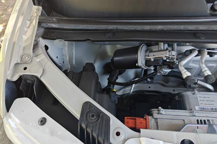 Used Wuling Hongguang MINIEV 2024 3rd Generation 215km Youth Edition Engine Bay Right
