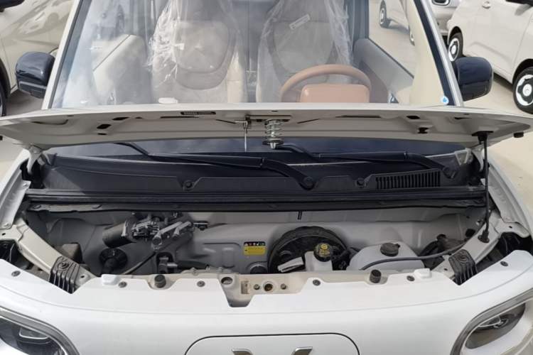 Used Wuling Hongguang MINIEV 2024 3rd Generation 215km Youth Edition Engine Bay