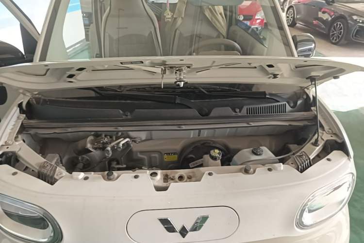 Used Wuling Hongguang MINIEV 2024 3rd Generation 215km Youth Edition Engine Bay