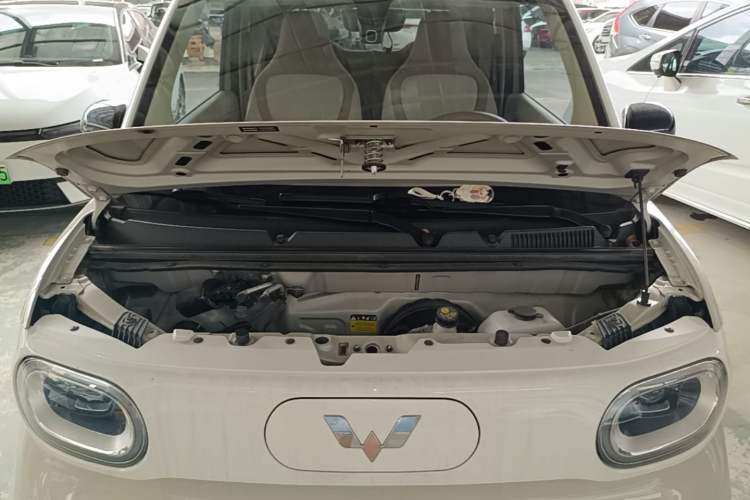 Used Wuling Hongguang MINIEV 2024 3rd Generation 215km Advanced Version Engine Bay
