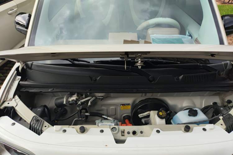 Used Wuling Hongguang MINIEV 2024 3rd Generation 215km Youth Edition Engine Bay