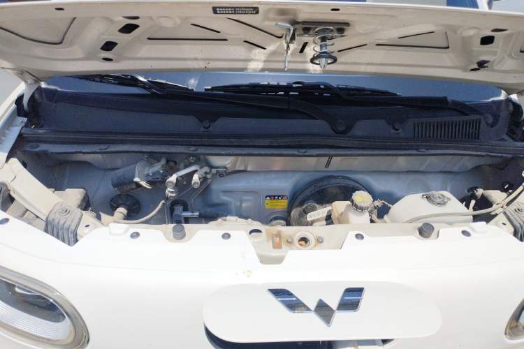 Used Wuling Hongguang MINIEV 2024 3rd Generation 215km Advanced Version Engine Bay