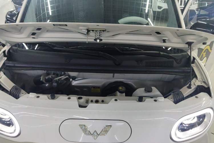 Used Wuling Hongguang MINIEV 2024 3rd Generation 215km Youth Edition Engine Bay
