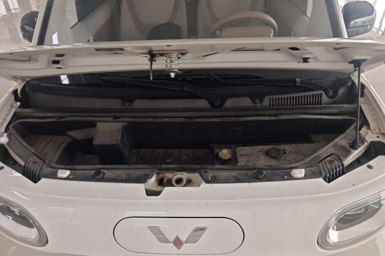 Used Wuling Hongguang MINIEV 2024 3rd Generation 215km Youth Edition Engine Bay