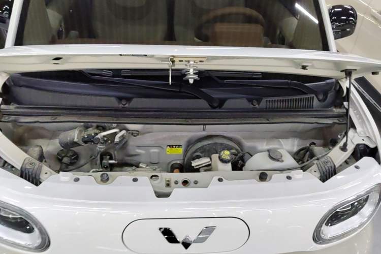Used Wuling Hongguang MINIEV 2024 3rd Generation 215km Youth Edition Engine Bay