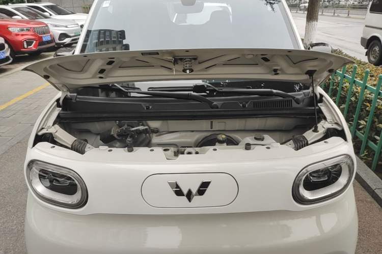 Used Wuling Hongguang MINIEV 2024 3rd Generation 215km Advanced Version Engine Bay