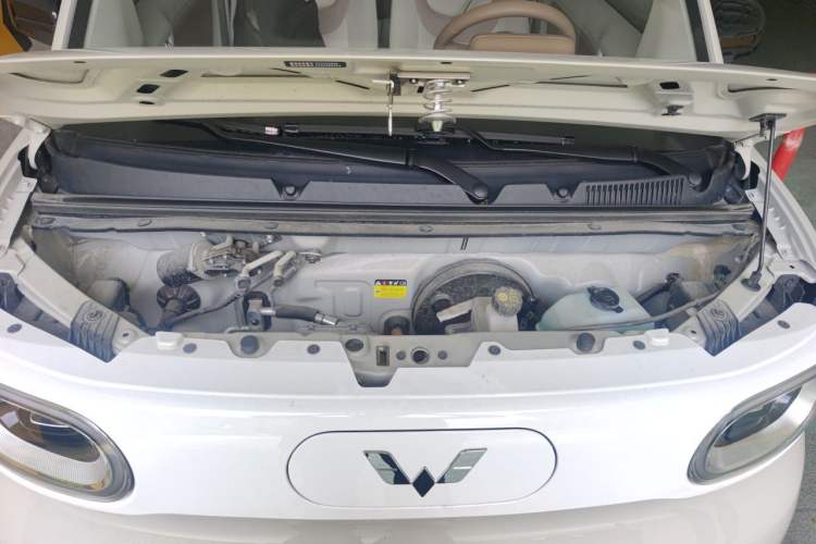 Used Wuling Hongguang MINIEV 2024 3rd Generation 215km Youth Edition Engine Bay