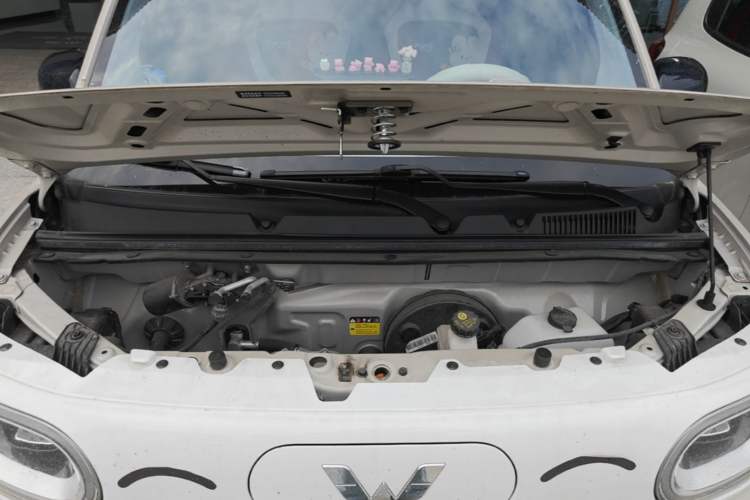 Used Wuling Hongguang MINIEV 2024 3rd Generation 215km Youth Edition Engine Bay