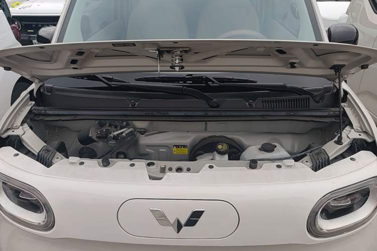 Used Wuling Hongguang MINIEV 2024 3rd Generation 215km Youth Edition Engine Bay
