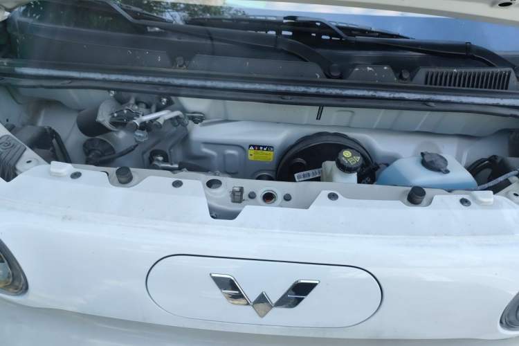 Used Wuling Hongguang MINIEV 2024 3rd Generation 215km Youth Edition Engine Bay