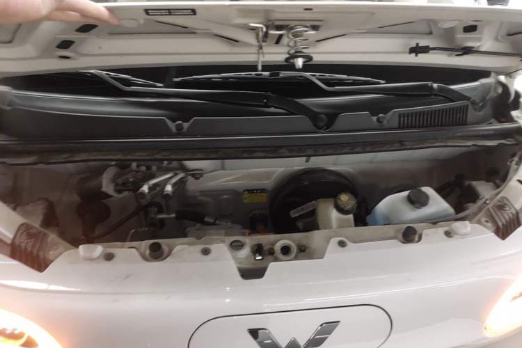 Used Wuling Hongguang MINIEV 2024 3rd Generation 215km Advanced Version Engine Bay