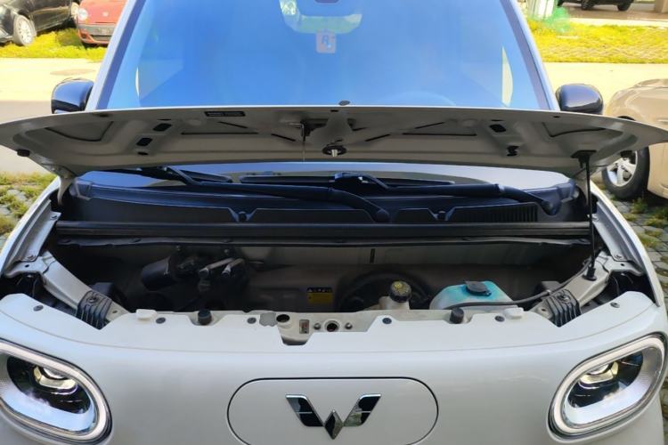 Used Wuling Hongguang MINIEV 2024 3rd Generation 215km Advanced Version Engine Bay