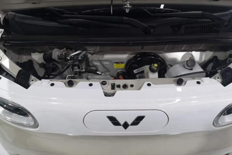 Used Wuling Hongguang MINIEV 2024 3rd Generation 215km Youth Edition Engine Bay