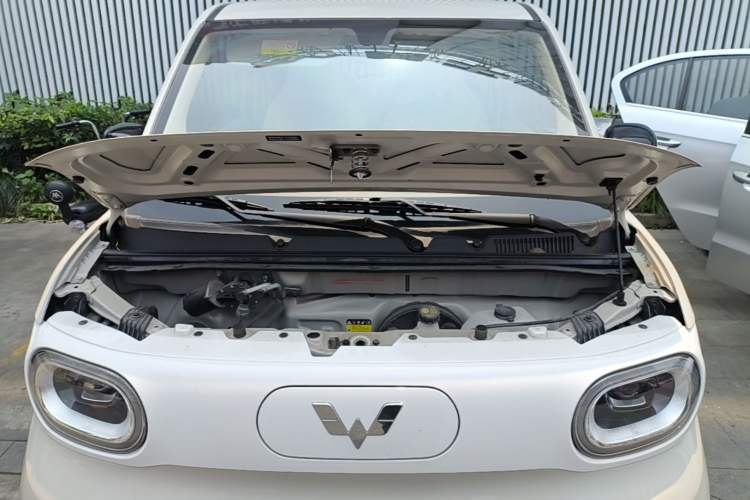 Used Wuling Hongguang MINIEV 2024 3rd Generation 215km Youth Edition Engine Bay