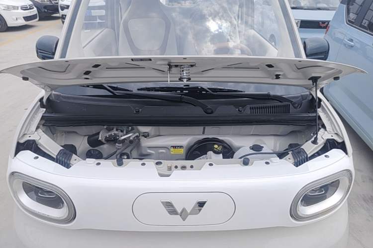 Used Wuling Hongguang MINIEV 2024 3rd Generation 215km Youth Edition Engine Bay