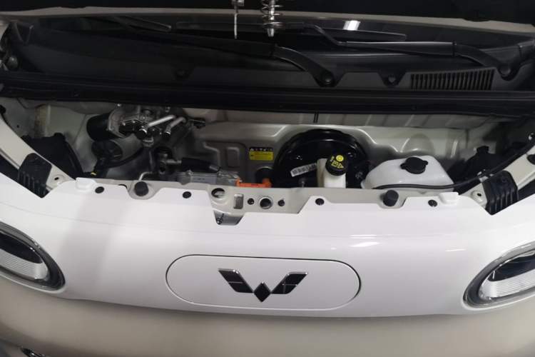 Used Wuling Hongguang MINIEV 2024 3rd Generation 215km Advanced Version Engine Bay