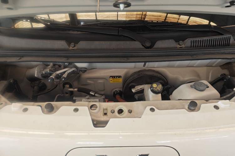 Used Wuling Hongguang MINIEV 2024 3rd Generation 170 km Engine Bay