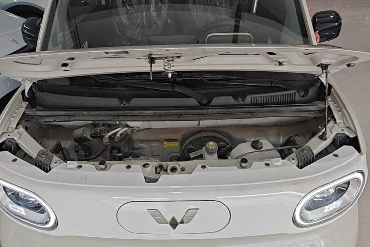 Used Wuling Hongguang MINIEV 2024 3rd Generation 215km Youth Edition Engine Bay