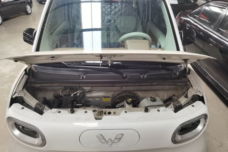 Used Wuling Hongguang MINIEV 2024 3rd Generation 215km Advanced Version Engine Bay