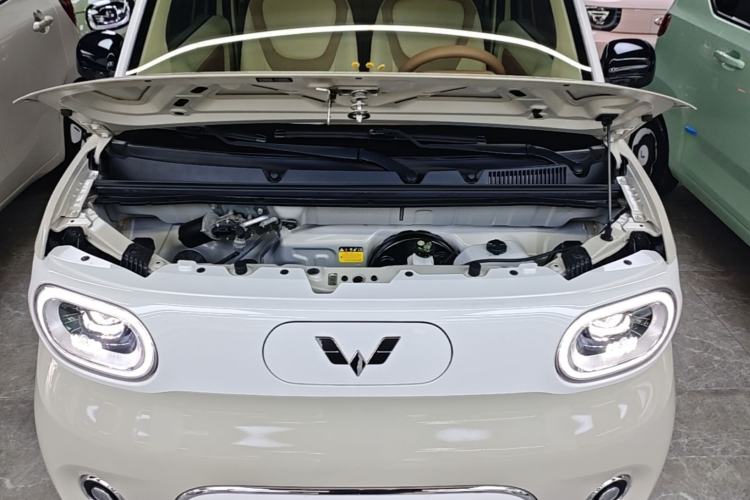 Used Wuling Hongguang MINIEV 2024 3rd Generation 215km Advanced Version Engine Bay