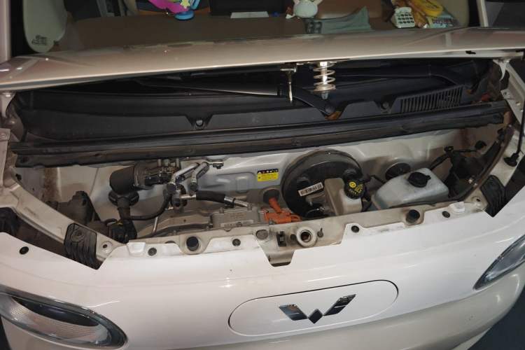 Used Wuling Hongguang MINIEV 2024 3rd Generation 215km Youth Edition Engine Bay