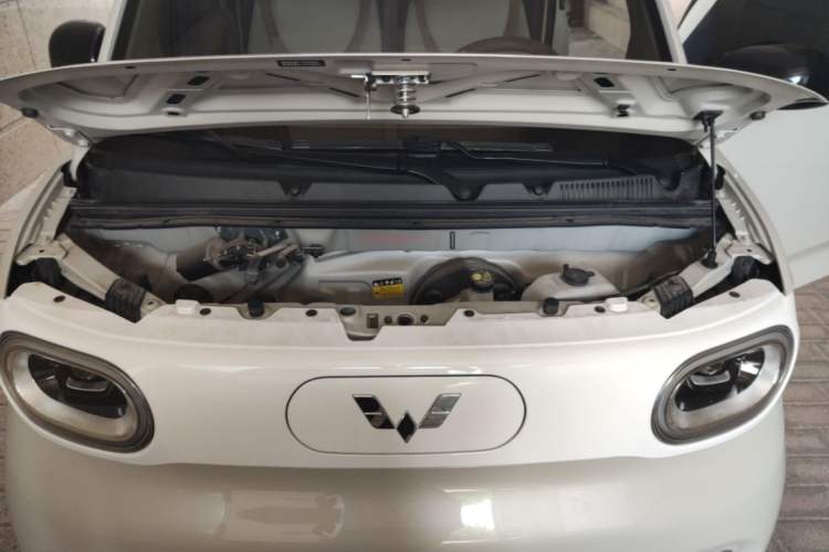 Used Wuling Hongguang MINIEV 2024 3rd Generation 215km Youth Edition Engine Bay