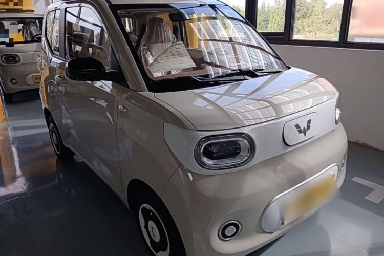 Used Wuling Hongguang MINIEV 2024 3rd Generation 215km Youth Edition Exterior 1