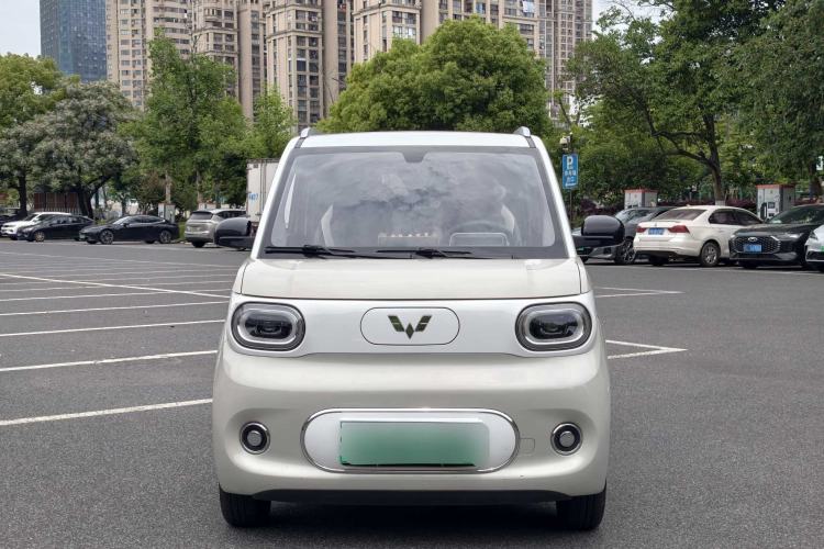 Used Wuling Hongguang MINIEV 2024 3rd Generation 215km Advanced Version Exterior 1