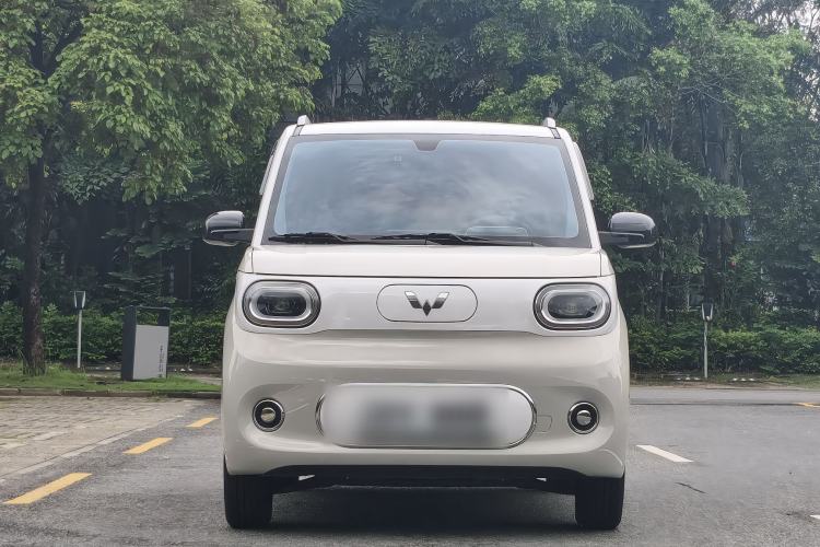 Used Wuling Hongguang MINIEV 2024 3rd Generation 215km Advanced Version Exterior 1