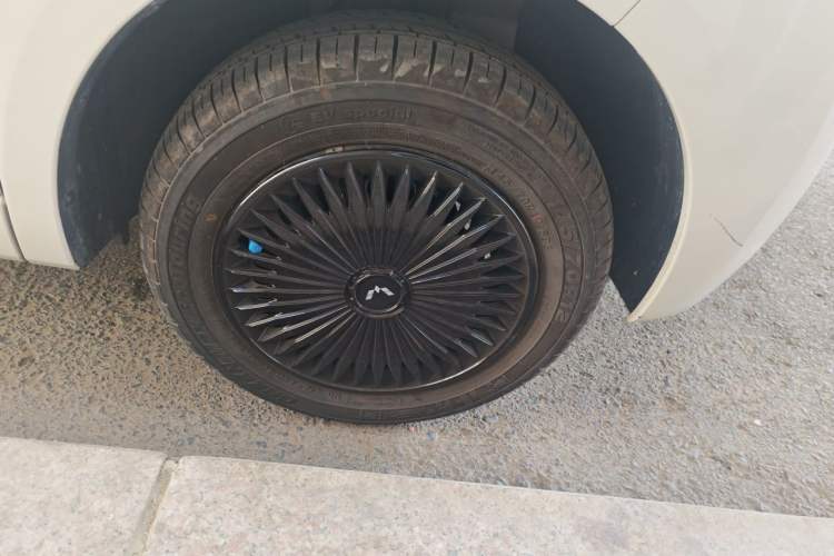 Used Wuling Hongguang MINIEV 2024 3rd Generation 215km Youth Edition Exterior 1