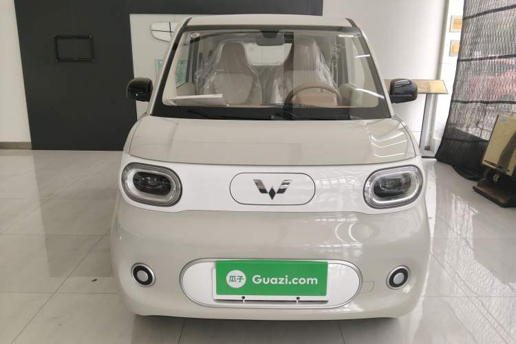 Used Wuling Hongguang MINIEV 2024 3rd Generation 215km Youth Edition Exterior 1