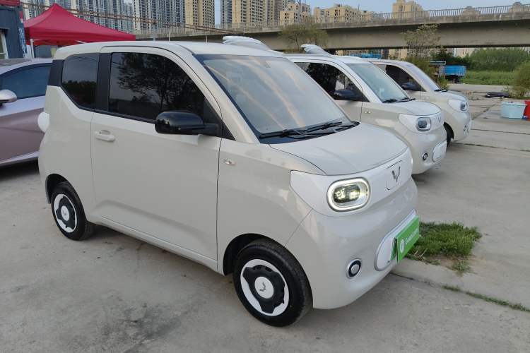 Used Wuling Hongguang MINIEV 2024 3rd Generation 215km Youth Edition Exterior 1