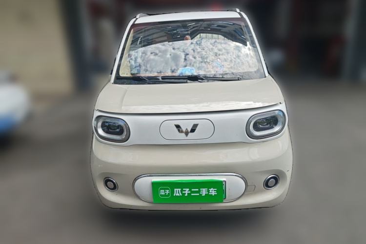 Used Wuling Hongguang MINIEV 2024 3rd Generation 215km Advanced Version Exterior 1