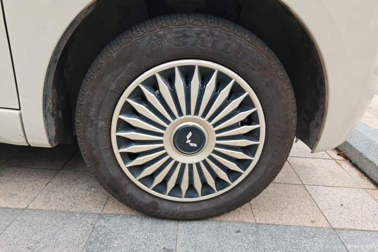 Used Wuling Hongguang MINIEV 2024 3rd Generation 215km Advanced Version Exterior 1