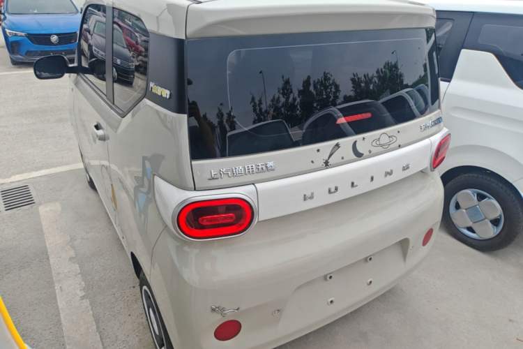 Used Wuling Hongguang MINIEV 2024 3rd Generation 215km Youth Edition Exterior 2