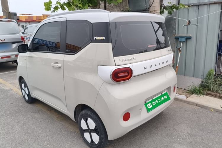 Used Wuling Hongguang MINIEV 2024 3rd Generation 215km Advanced Version Exterior 2