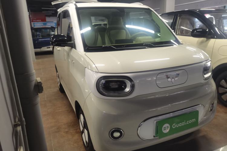 Used Wuling Hongguang MINIEV 2024 3rd Generation 215km Advanced Version Exterior 2