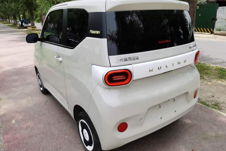 Used Wuling Hongguang MINIEV 2024 3rd Generation 215km Youth Edition Exterior 2